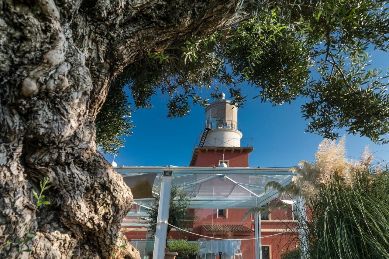 Faro Capo Spartivento Chia Buitenkant foto